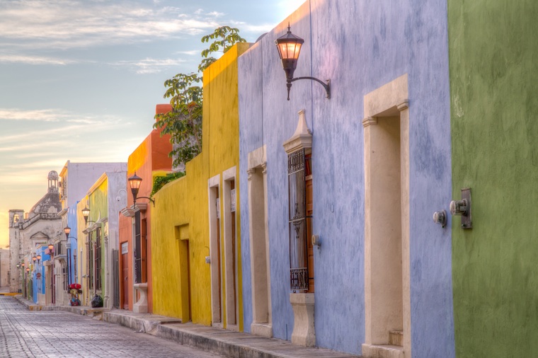 Foap-Colorful_street_in_Mexico