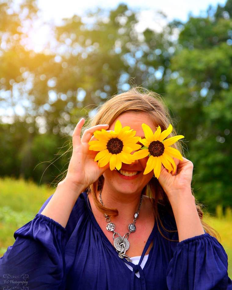 Sunflower girl