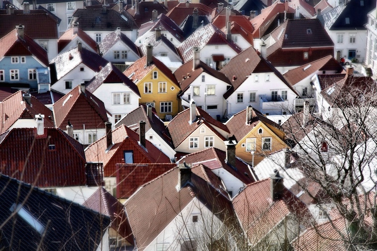 Foap-landscape_norway_houses_sandviken_by_thmzgreen